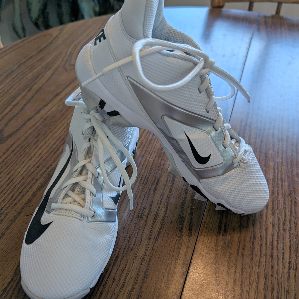 Nike White and Black Soccer Cleats